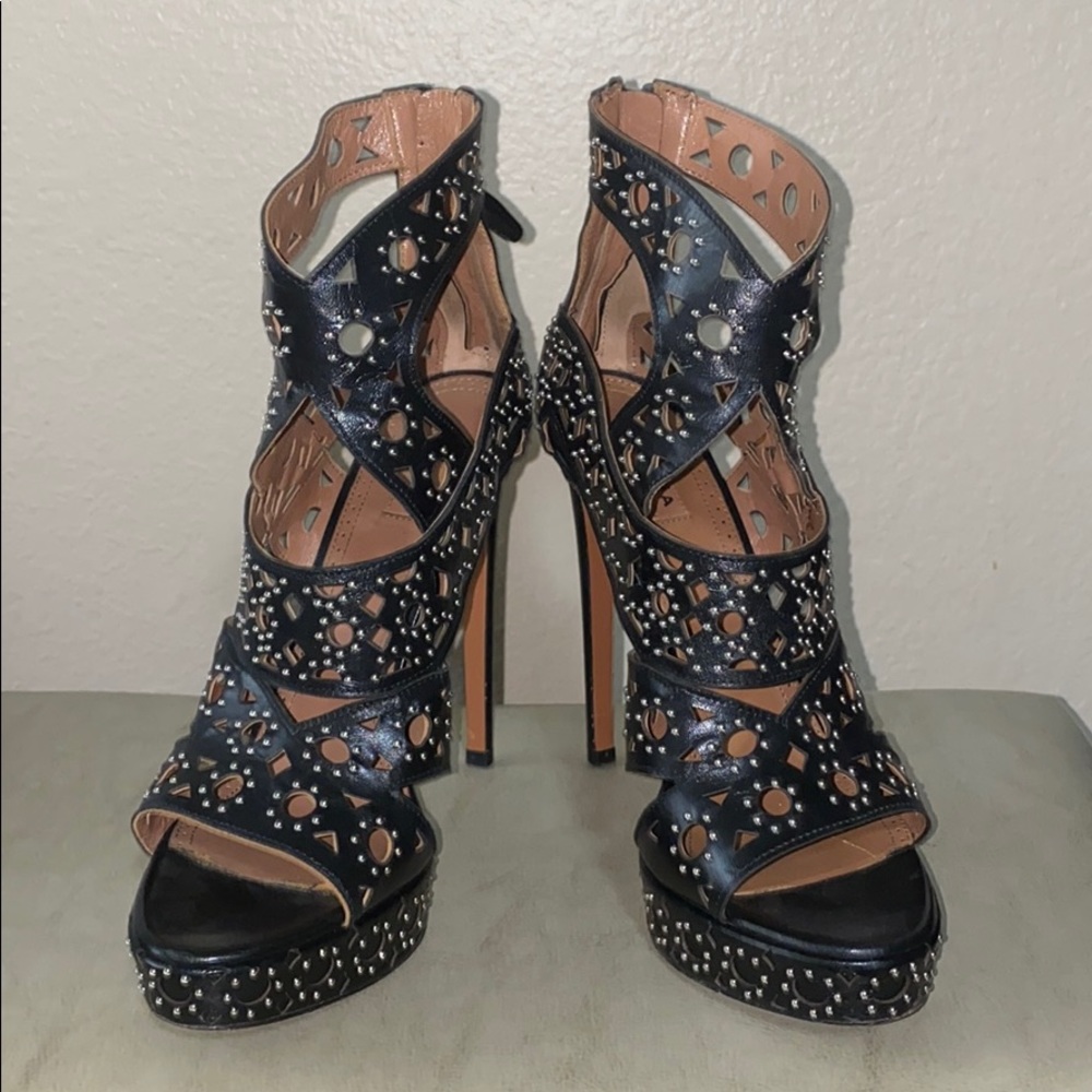 Alaia laser cut studded platform pumps size 38
